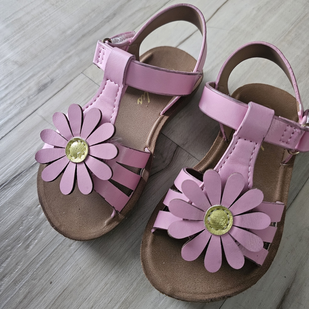 Chulis Floral Sandal For Toddler Size 7 Gently Used Pink